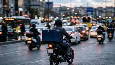 İstanbul Valisi Gül açıkladı! Motosikletlilerin yasağı kalkıyor