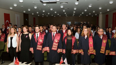 SBÜ Adana Tıp Fakültesi akademik yıl töreninde Başhekim Çiloğlu hayırlı olsun diledi