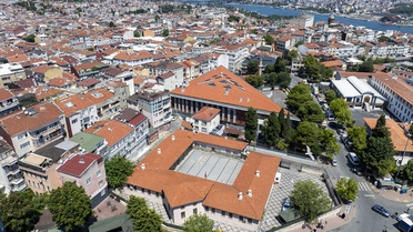 Yaklaşık 112 yıl önce kurulan Muallim Yahya İlkokulu restorasyon sonrası eğitim sürdürüyor