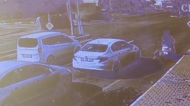Adıyaman'da otomobil ile hafif ticari araç çarpıştı, 1'i bebek 3 kişi yaralandı
