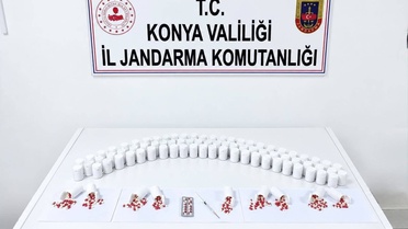 Konya'da 15 günde 26 operasyonda 4 bin 137 sentetik hap ele geçirildi