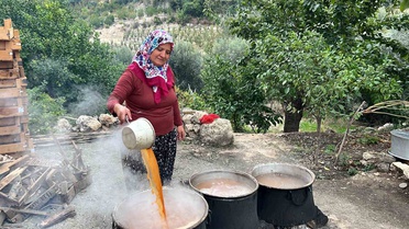 Mersinli çiftçi Naciye Şahin, 1 milyon 400 bin TL'lik ödülle emekli olmayı planlıyor.