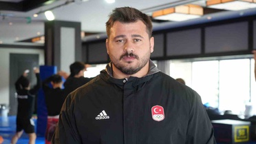 Rıza Kayaalp, Erzurum kampında 2026 Dünya Şampiyonası'nda altıncı altını hedefliyor
