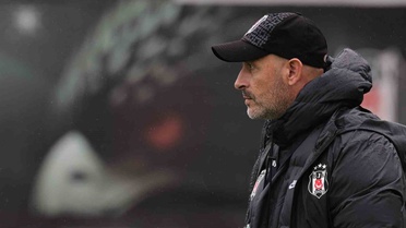 Beşiktaş, Trabzonspor deplasmanı hazırlıklarına Nevzat Demir Tesisleri'nde başladı