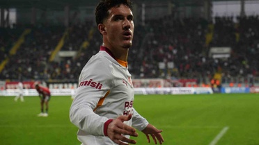 Galatasaray, Okan Buruk'un 150. maçında Gençlerbirliği'ni 1-0 yenip lider kaldı