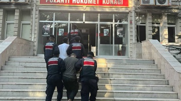 Adana'da yaşlılara yönelik dolandırıcılık iddiasıyla 2 şüpheliden 1'i tutuklandı