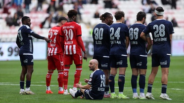 Sivasspor, Sarıyer'le 1-1 berabere kalırken Manaj 30. dakikada eşitliği sağladı