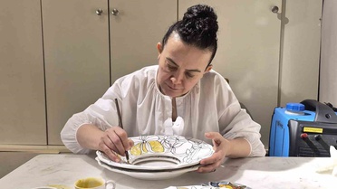 Eskişehir'de seramikçi Alina Öznür, Selçuklu motiflerini bıçak kullanmadan üretiyor