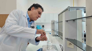 Diyabet hastaları için 9 yılda geliştirilen yerli sensör patent ve altın madalya aldı