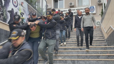 İstanbul'da kundaklama ve silahlı saldırı şüphelisi 15 kişi adliyeye sevk edildi