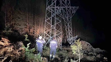 Sinop'ta fırtına kaynaklı elektrik arızalarını YEDAŞ giderdi, kesinti kalmadı