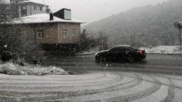 İstanbul'da beklenen kar yağışı başladı