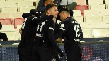 Beşiktaş, Sivasspor'u deplasmanda 2-0 yendi