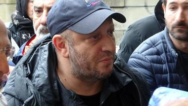 Ünlü oyuncu Serkan Keskin'in annesi vefat etti