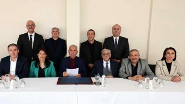 PKK'nın kendini feshetmesine DEM Parti'den ilk yorum