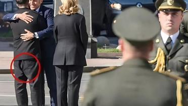 Zelensky pantolonunu ters mi giydi? Viral olan fotoğrafın arkasındaki gerçek