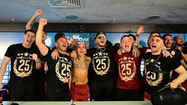 Aslan köşeyi döndü! İşte Galatasaray'ı bekleyen dev gelir 