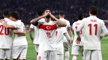 İstiklal Marşı'na saygısızlık yapan ülkeye UEFA'dan ceza