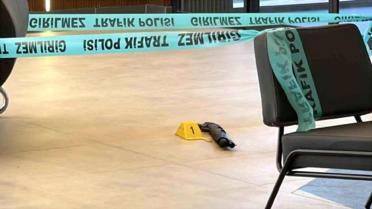 Hastanede eski eş dehşeti! Tıbbi sekreter karısını öldürdü