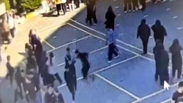 Lise öğrencisi okul bahçesinde arkadaşını bıçakladı