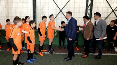 Mahalleler arası Minikler Futbol Turnuvası'nda maçlar devam ediyor