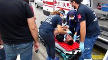 Son dakika 3. sayfa: Otomobilin çarptığı motosiklet sürücüsü hastanelik oldu