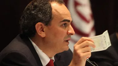 Düşük Faize Devam