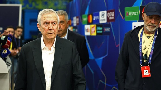 Aziz Yıldırım sahaya indi! Samandırada hareketli saatler