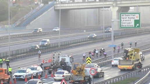 Bisiklet yarışı İstanbulda yolları kapattı: FSMnin Ankara yönü araç trafiğine kapalı