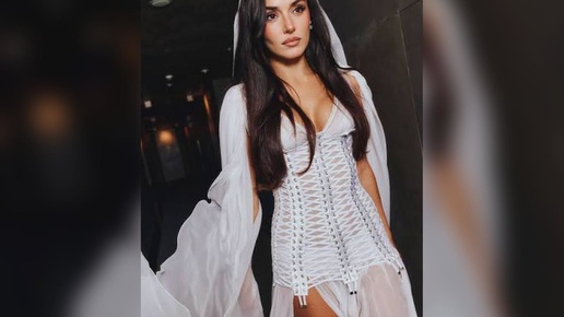 Hande Erçel Milanoda tüm bakışları üzerine topladı! Gecenin en dikkat çeken isimlerinden oldu