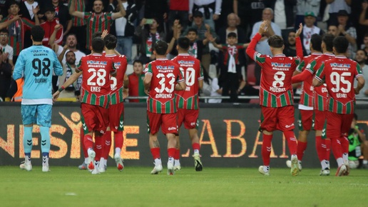 Şampiyonluk bekledikleri sezona felaketle başladılar