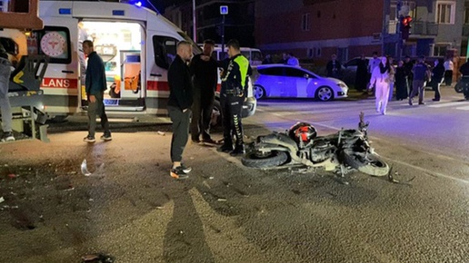 İnegölde feci kaza! Motosiklet vinçle çarpıştı, 21 yaşındaki sürücü öldü