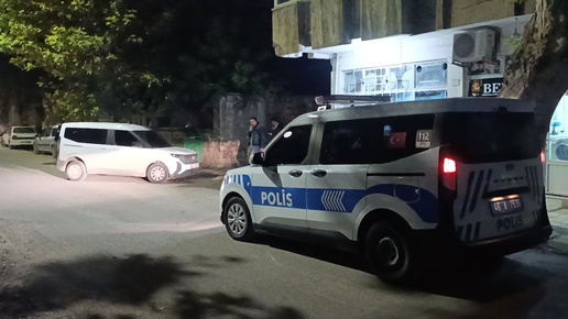 Selam söyledikleri kıza saldırdıktan sonra 75 bin lirasını gasp ettiler