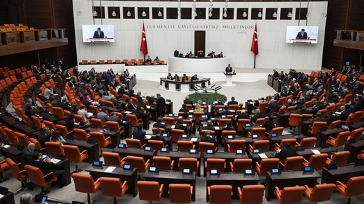TBMMde Yusuf Beyazıt Başkan Vekilliğine, Mehmet Taytak İdare Amirliğine seçildi