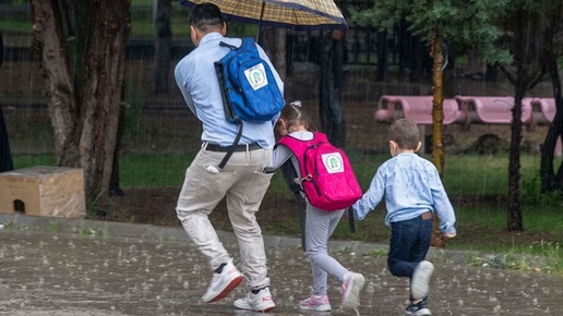 İstanbulda olumsuz hava koşulları nedeniyle okullar 1 gün tatil edildi