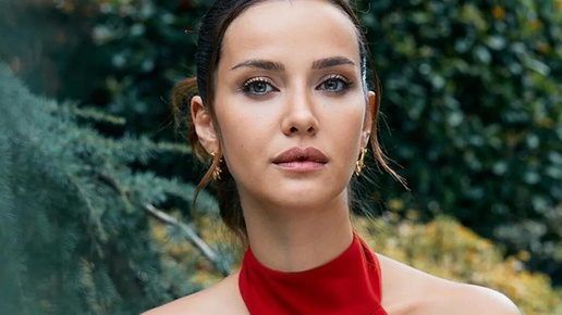 İrem Helvacıoğlu’nun kızı Sora 1 yaşında! 90’lar temalı kutlama