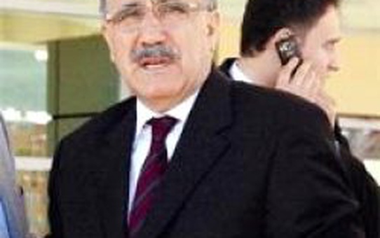 Kimse Dinlenmiyor