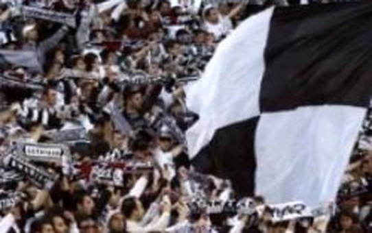 Söz, Beşiktaş Ve Trabzonspor Taraftarında...