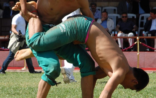 Başpehlivan Yine Halil Hopur