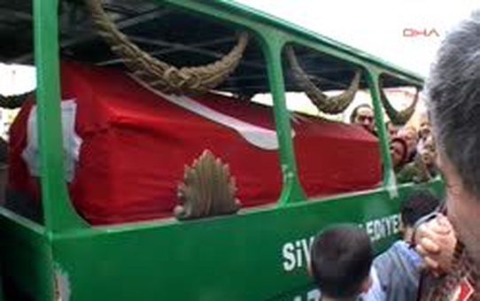 Kaza Kurşunuyla Ölen Asker Toprağa Verildi