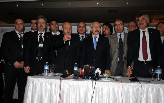 Kılıçdaroğlu Adana'da Konuştu: AKP'nin Yargıçlarını Yıkacağız