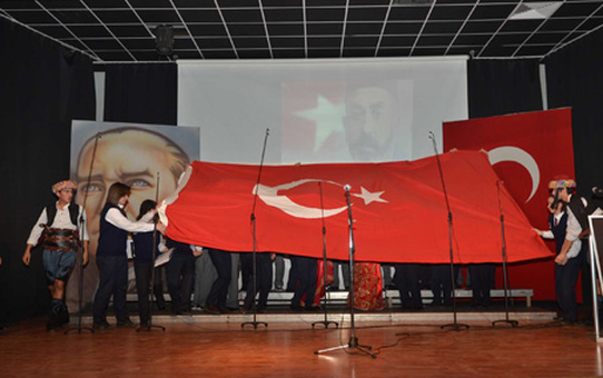 Şairimiz Ersoy, Minnetle Anıldı