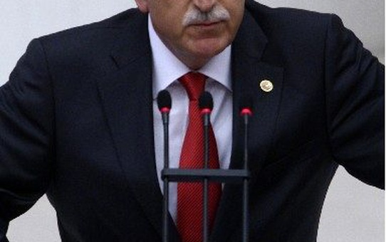 Eski Vekil Özcan'dan 'Kıyak Emeklilik' İsyanı