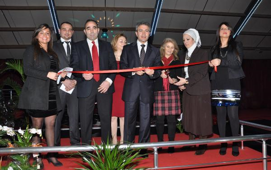 Brüksel Bölge Bakanı Kır, Spor Kompleksi Açtı