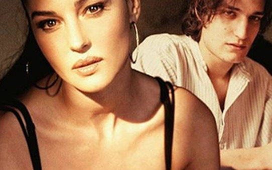 Bellucci Bu Yaz Çok Yakıcı