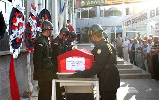 Albay Haşimoğlu'nun Cenazesi Beyşehir'de Defnedildi