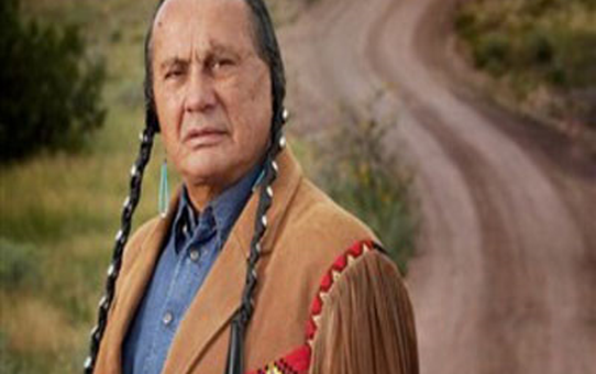 Amerikalı Yerli Aktör Russell Means Öldü
