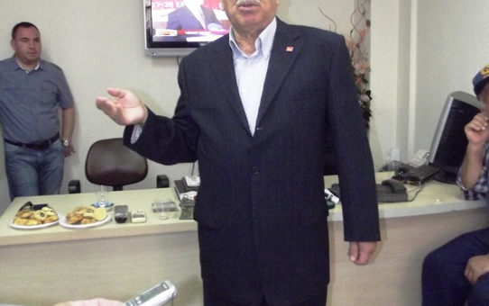 Bağımsız Meclis Üyesi Cemil Oktay CHP'ye Geçti