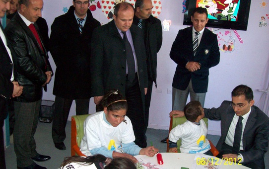 Çiftlik Kaymakamı Köroğlu Engelli Öğrencileri Ziyaret Etti