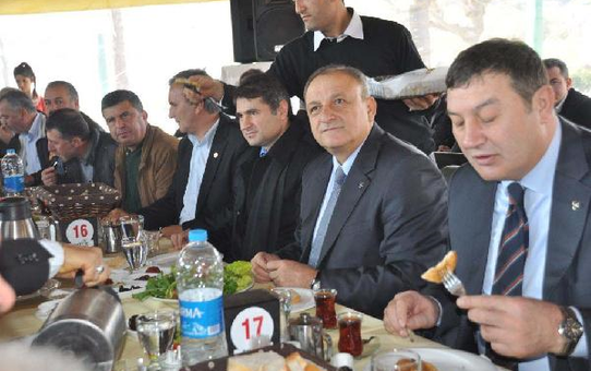 Oktay Vural: İzmir'e Talibiz